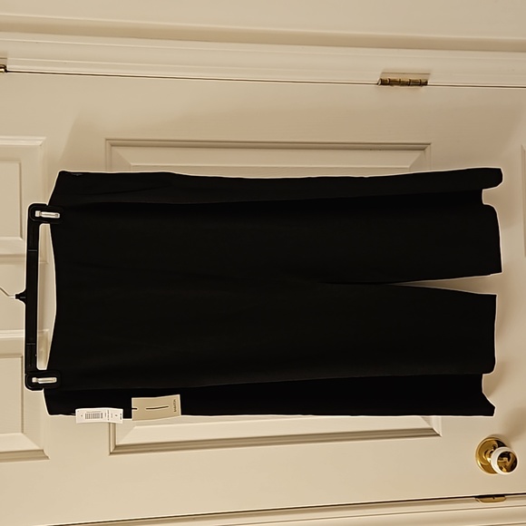 Aritzia Babaton Black Skirt, Black size 8 - Picture 1 of 8